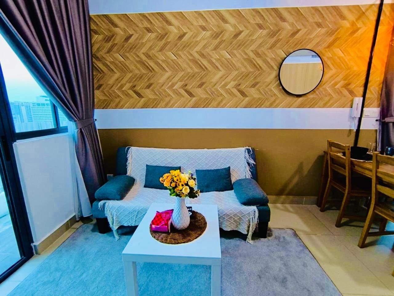 The Luxe Suites Klcc By Cozy Stay 쿠알라룸푸르 외부 사진