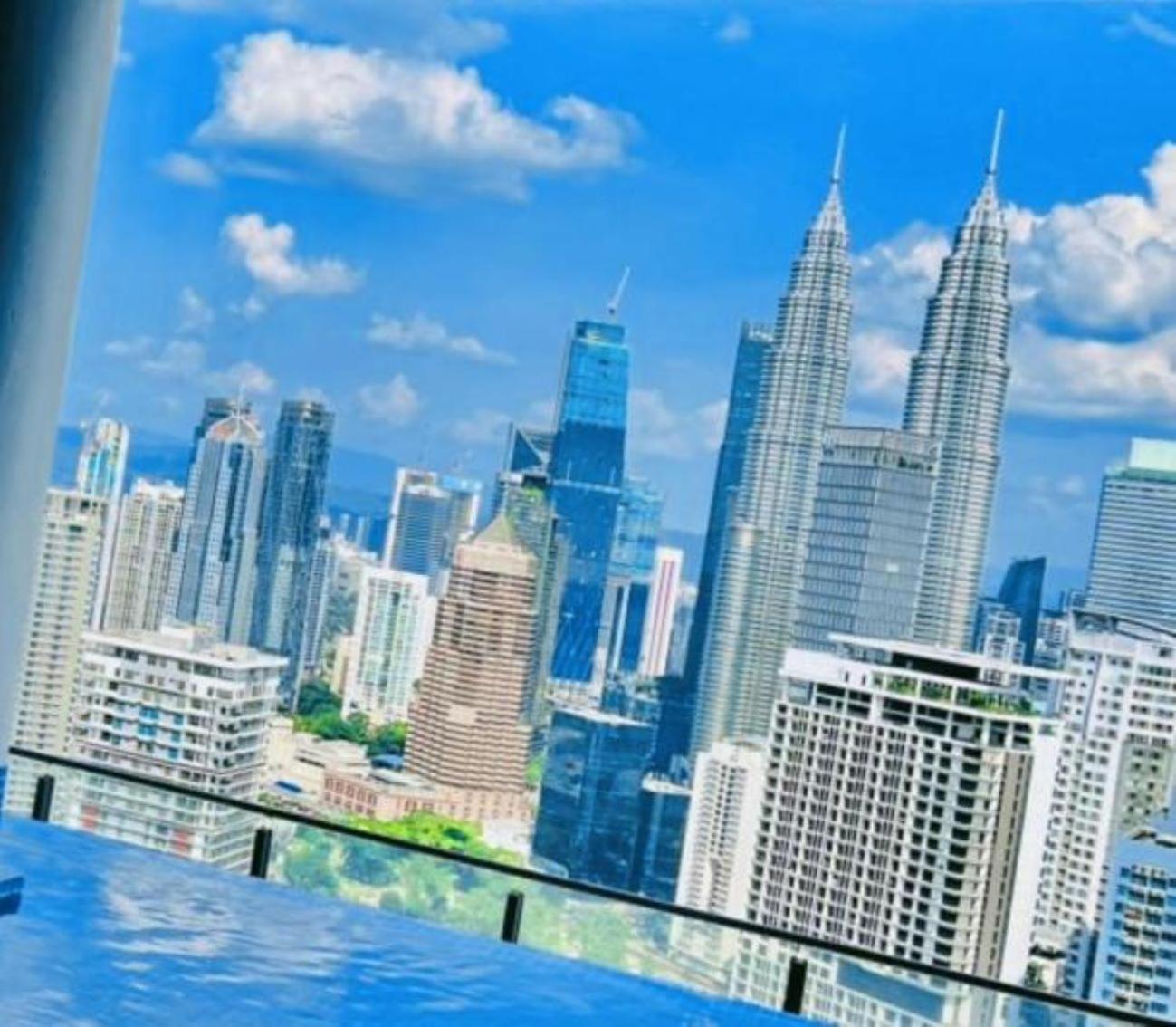 The Luxe Suites Klcc By Cozy Stay 쿠알라룸푸르 외부 사진