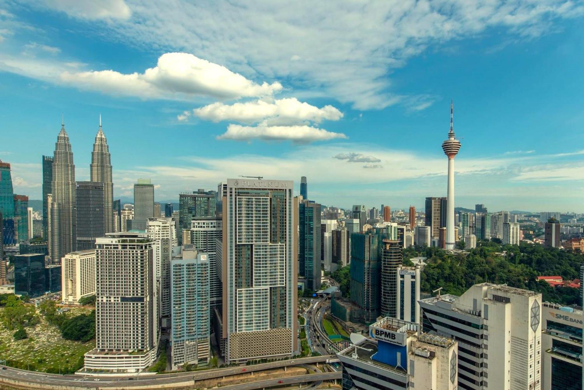 The Luxe Suites Klcc By Cozy Stay 쿠알라룸푸르 외부 사진