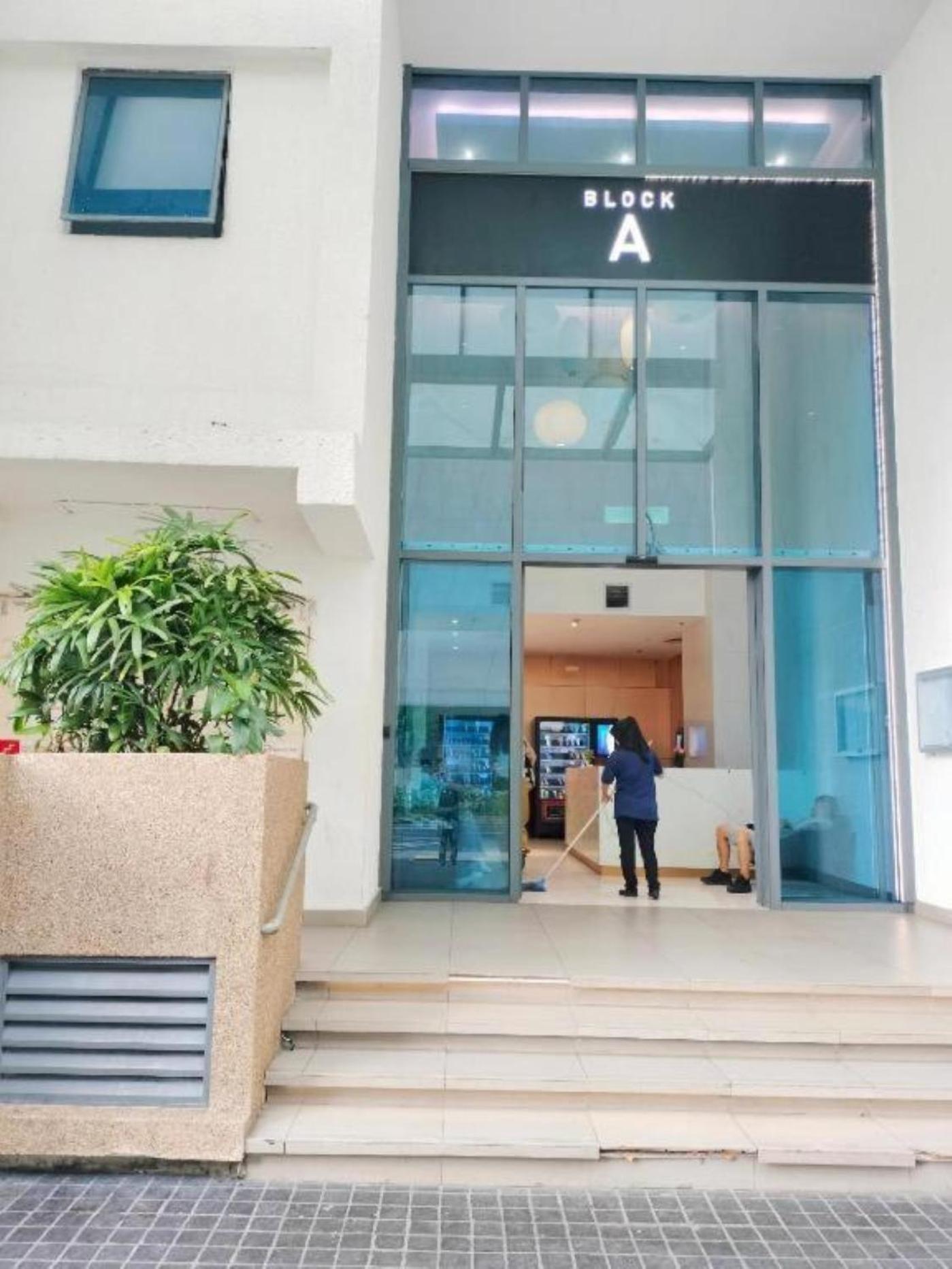 The Luxe Suites Klcc By Cozy Stay 쿠알라룸푸르 외부 사진