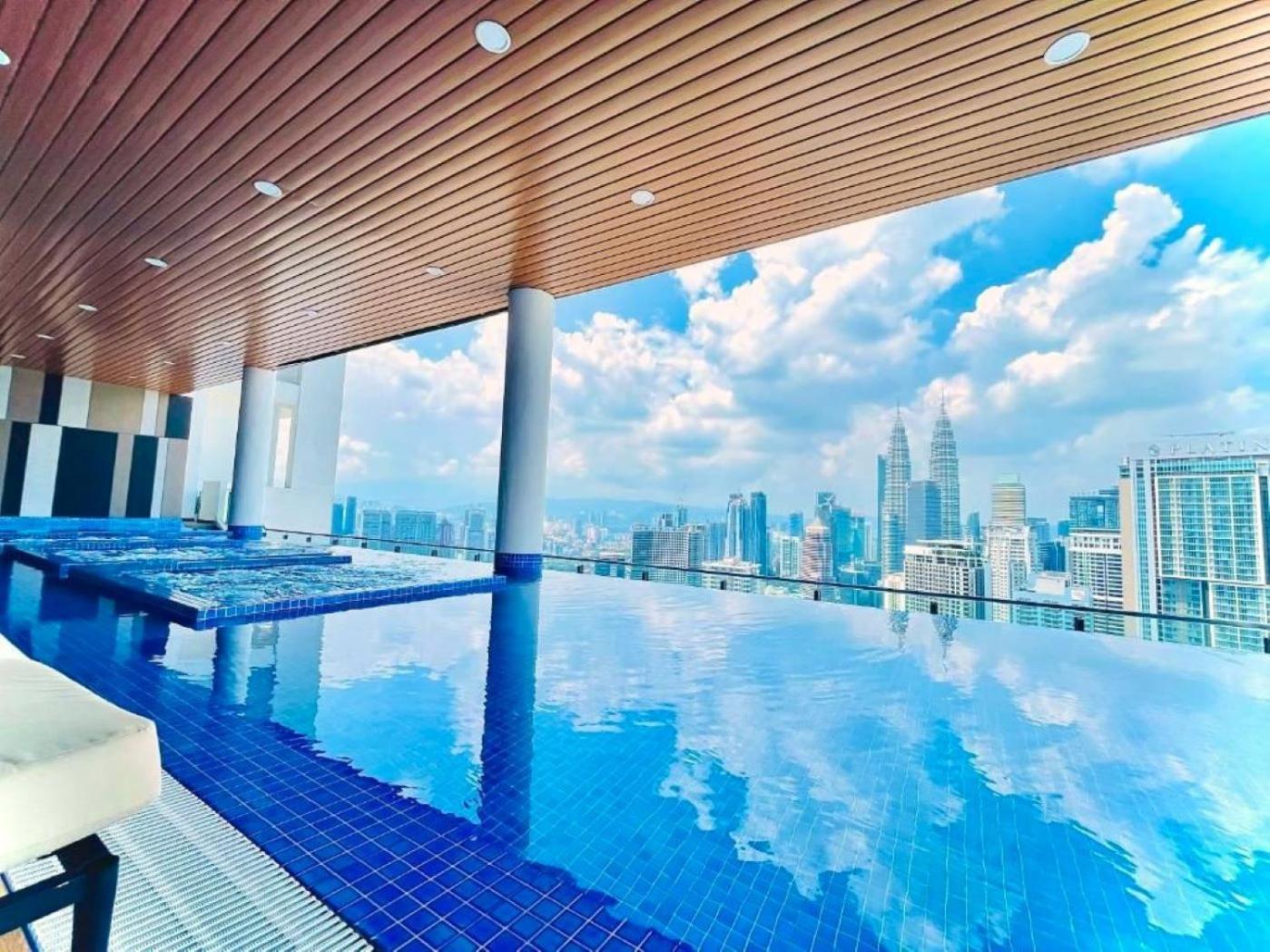 The Luxe Suites Klcc By Cozy Stay 쿠알라룸푸르 외부 사진